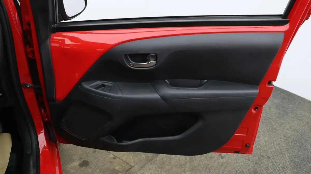 2019-toyota-aygo-10-vvt-i-x-play-big-14