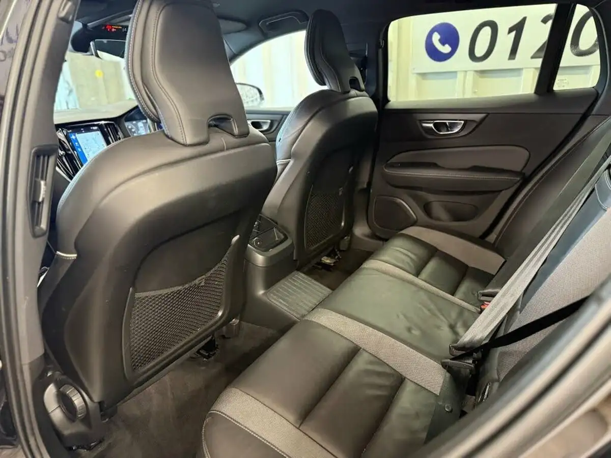 2020-volvo-v60-20-t6-r-design-big-13