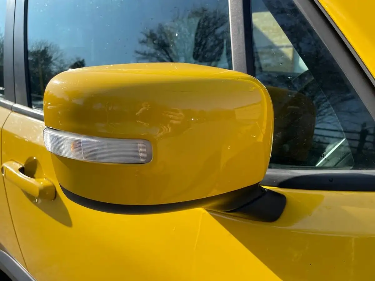 2015-jeep-renegade-14-longitude-big-21