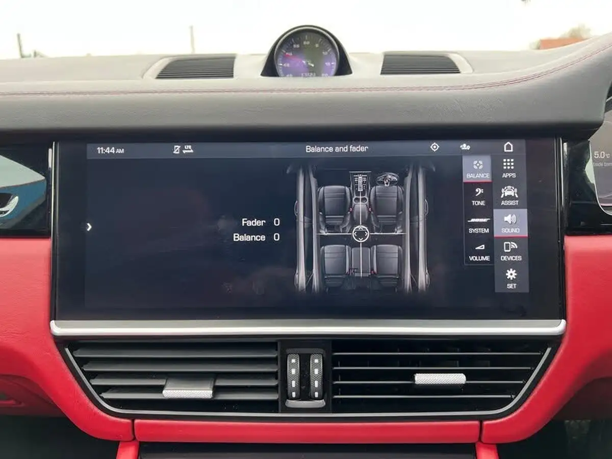 2019-porsche-cayenne-30-v6-station-wagon-big-20