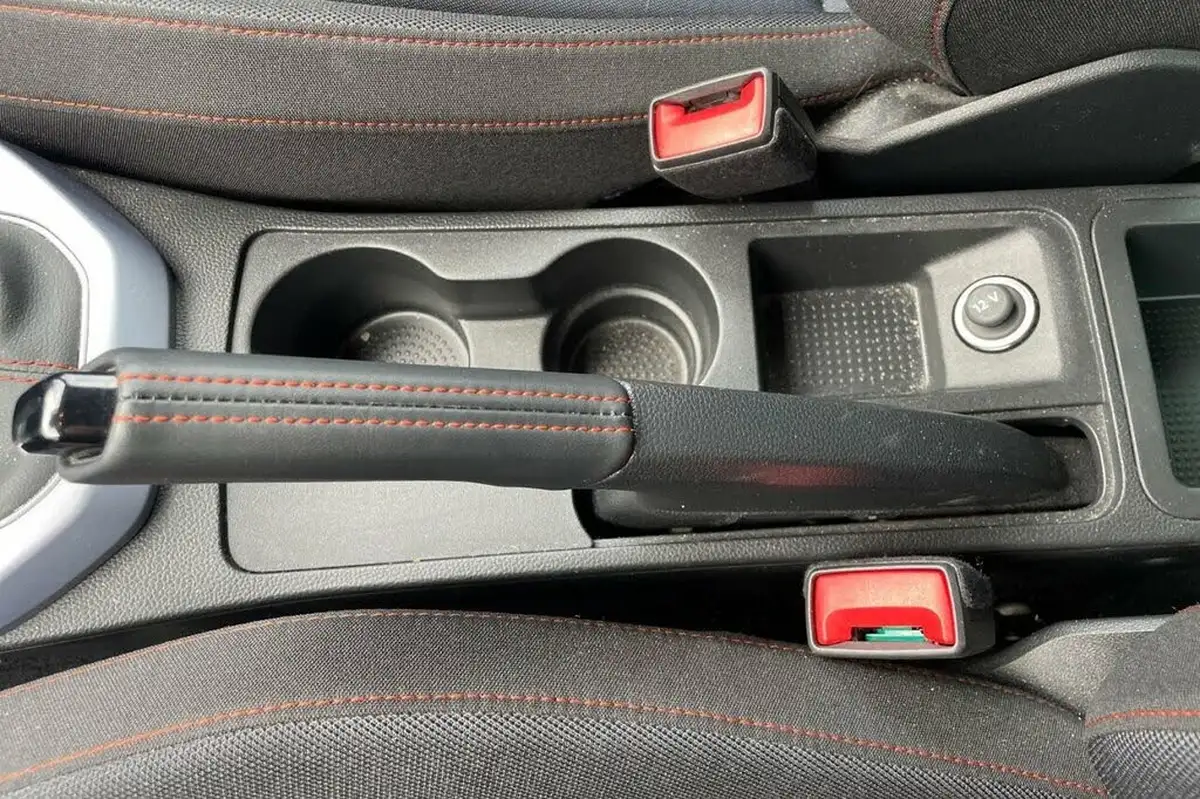 2023-seat-arona-10-tsi-fr-big-26