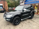 2018-mitsubishi-shogun-32td-warrior-187bhp-4x4-station-wagon-3d-auto-small-2