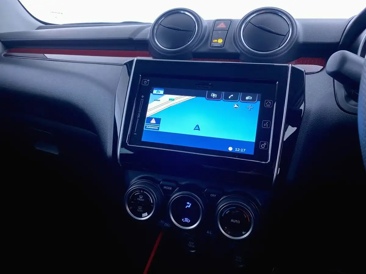 2024-suzuki-swift-12-motion-big-19