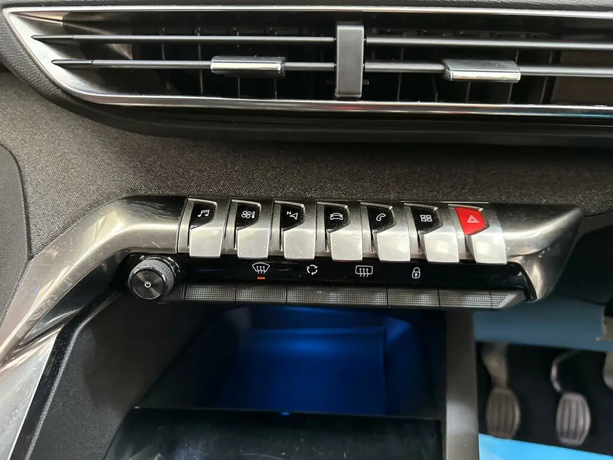 2020-peugeot-3008-suv-15-bluehdi-allure-big-13