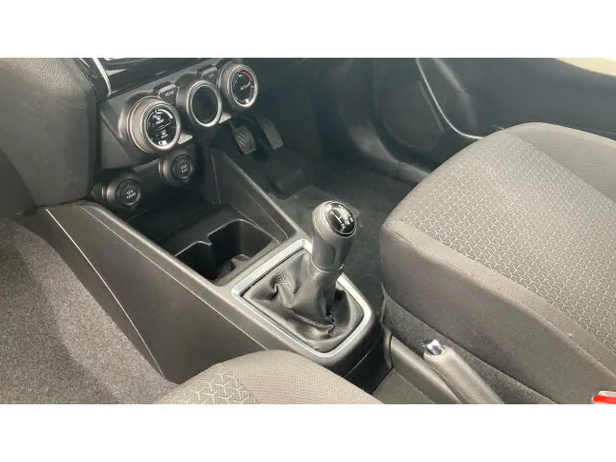 2018-suzuki-swift-10-boosterjet-sz5-111ps-shvs-big-12