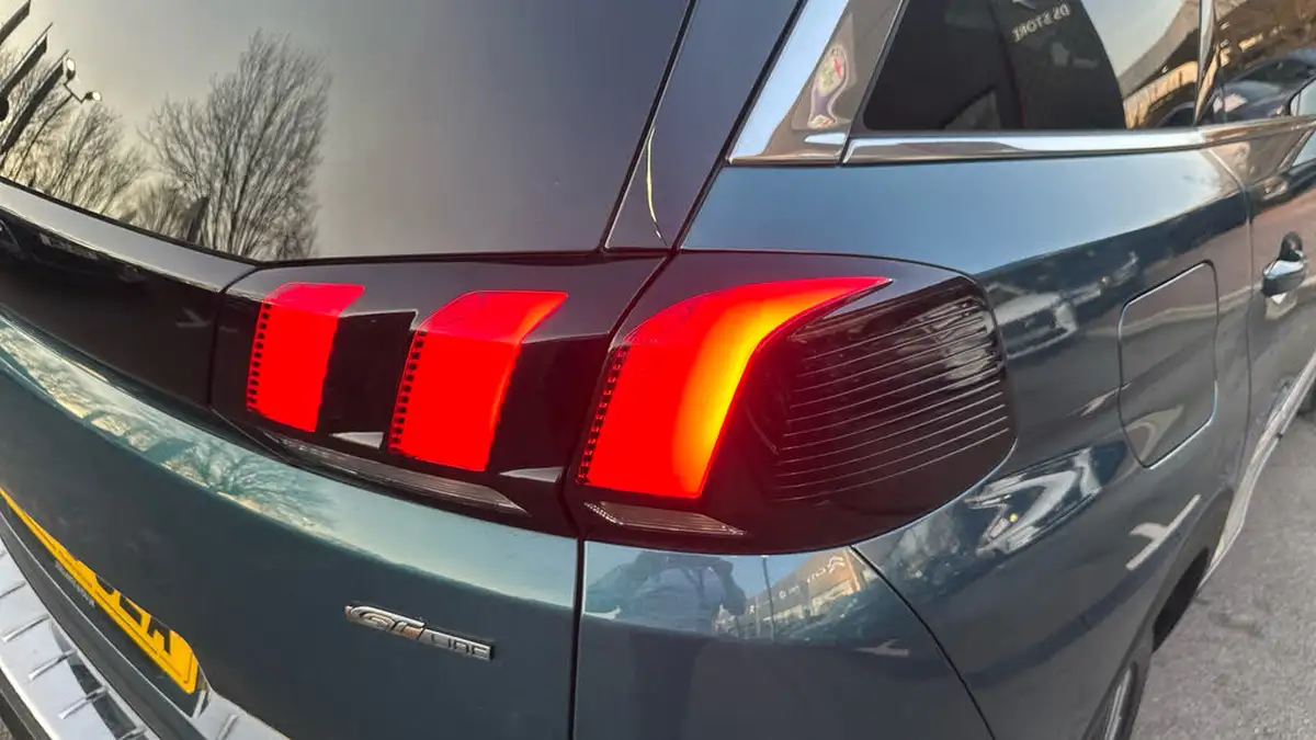 2020-peugeot-5008-suv-15-bluehdi-gt-line-big-44