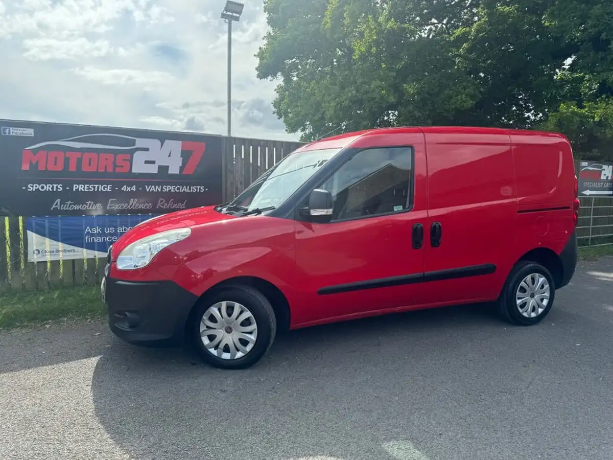 2013-fiat-doblo-cargo-13td-maxi-big-0