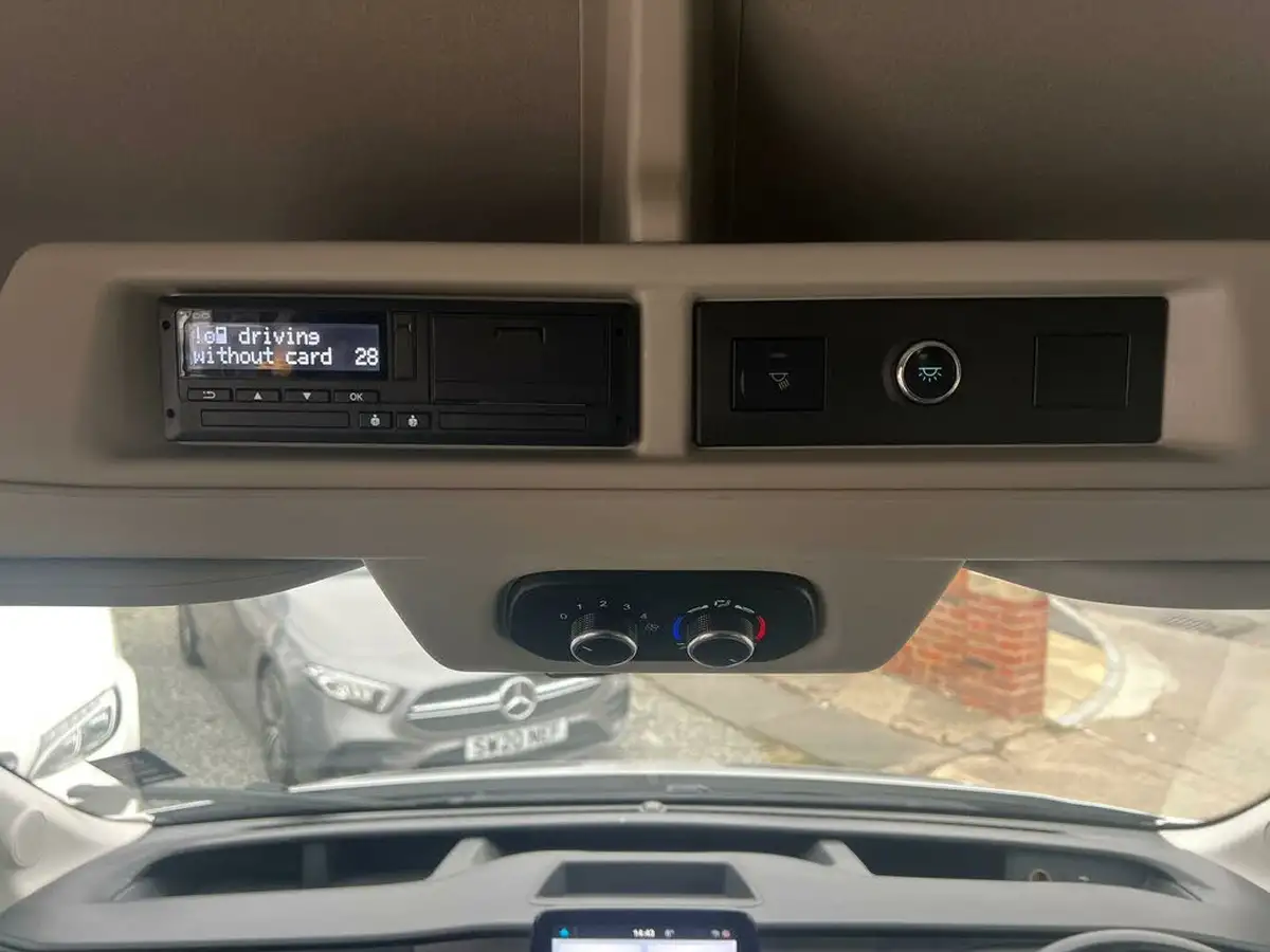 2019-ford-transit-20tdci-460-l4h3-leader-130pseu6dt-18-big-28