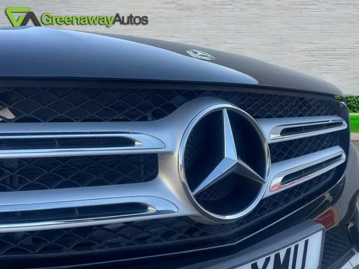 2018-mercedes-benz-glc-class-21d-glc250d-amg-line-premium-plusss-station-wagon-5d-big-11