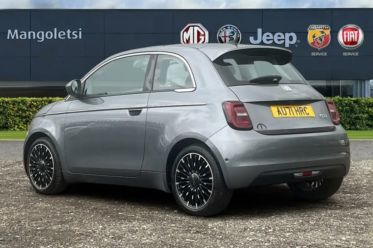 2021-fiat-500-e-la-prima-big-2