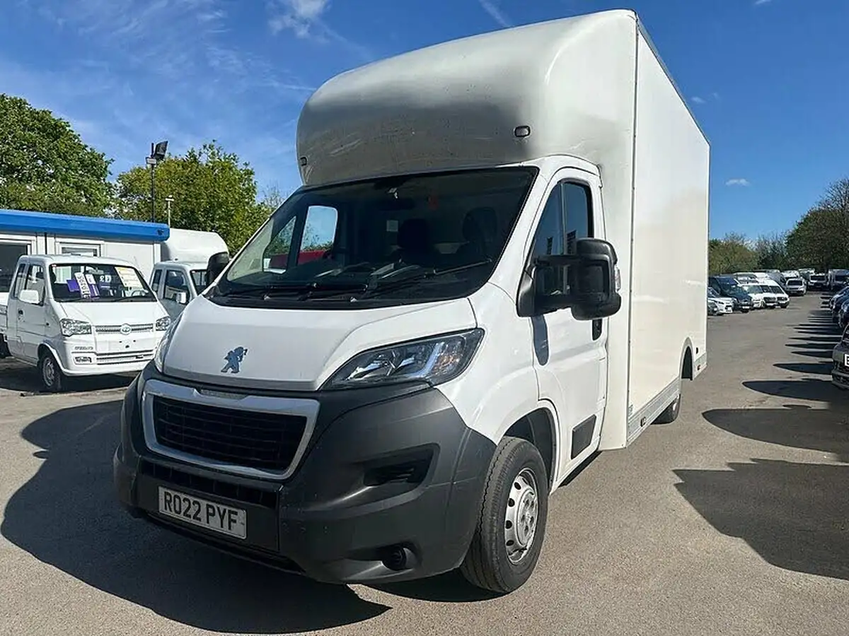 2022-peugeot-boxer-big-11