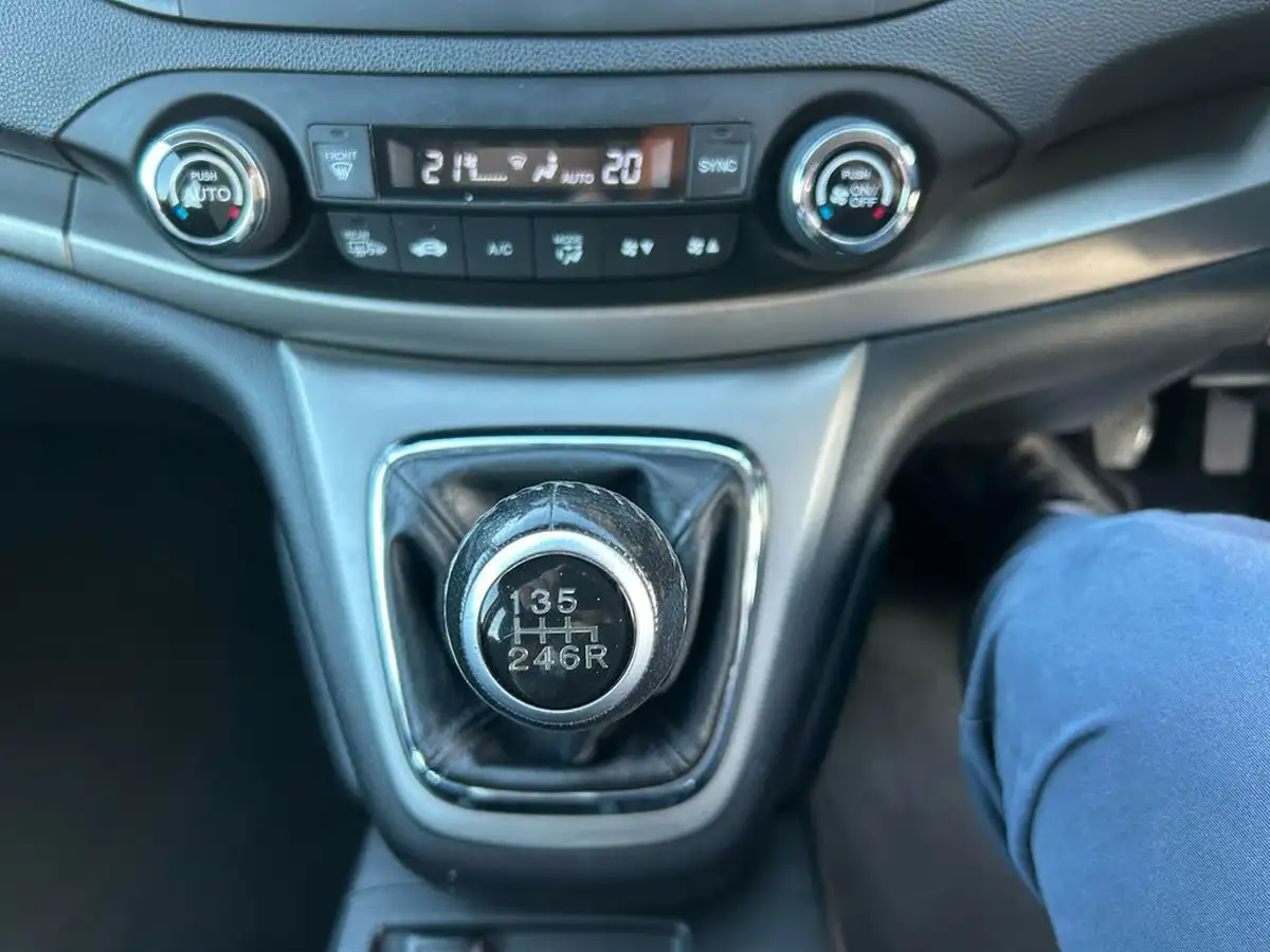 2013-honda-cr-v-16td-se-t-big-18