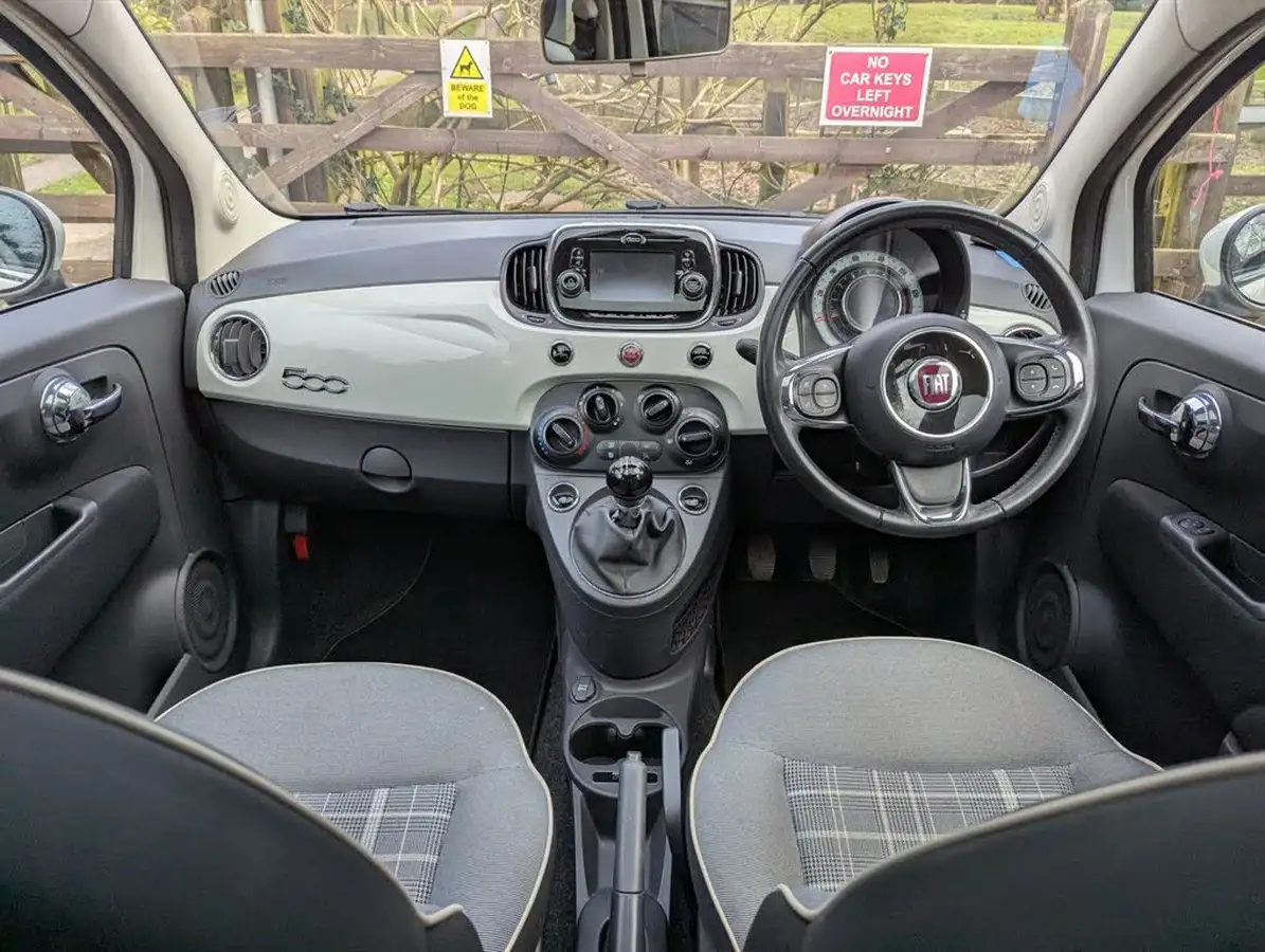 2016-fiat-500-12-lounge-big-20