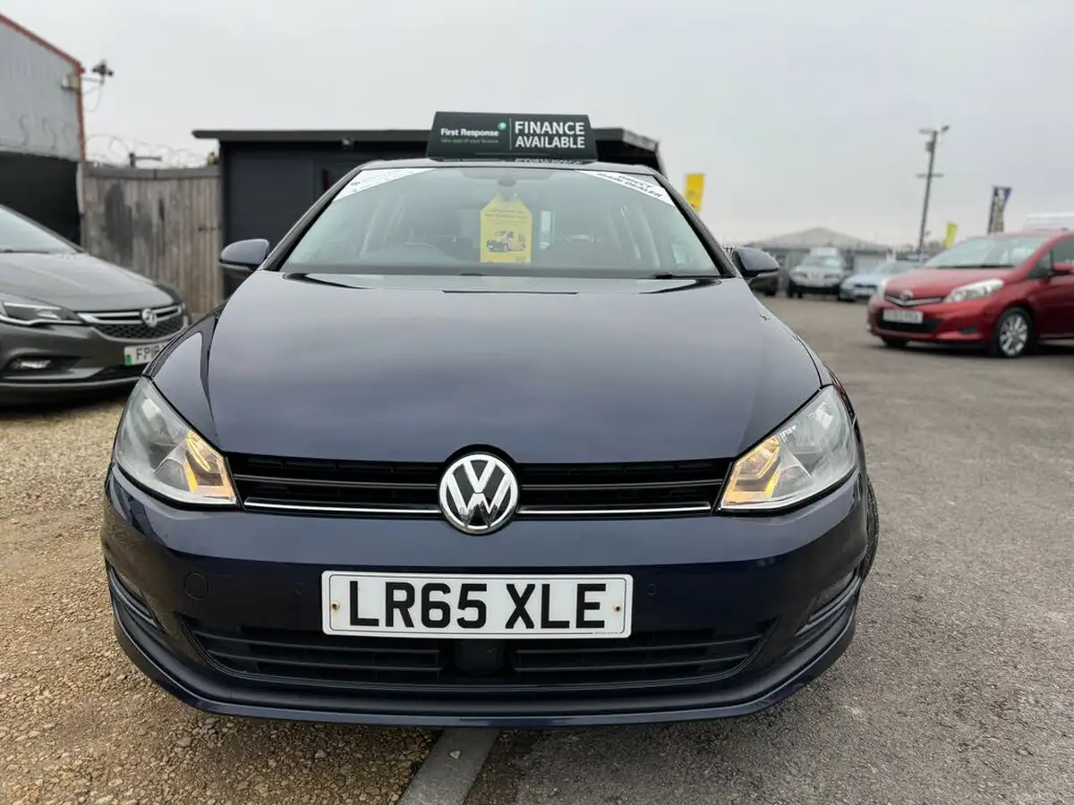 2015-volkswagen-golf-16tdi-match-105ps-bmt-ss-5d-dsg-big-1