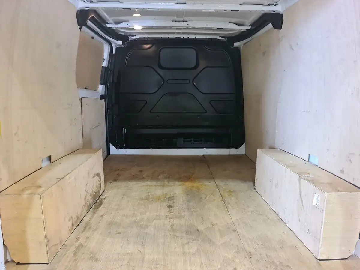 2022-ford-transit-custom-20tdci-300-l1h1-leader-105pseu6dt-panel-van-big-16