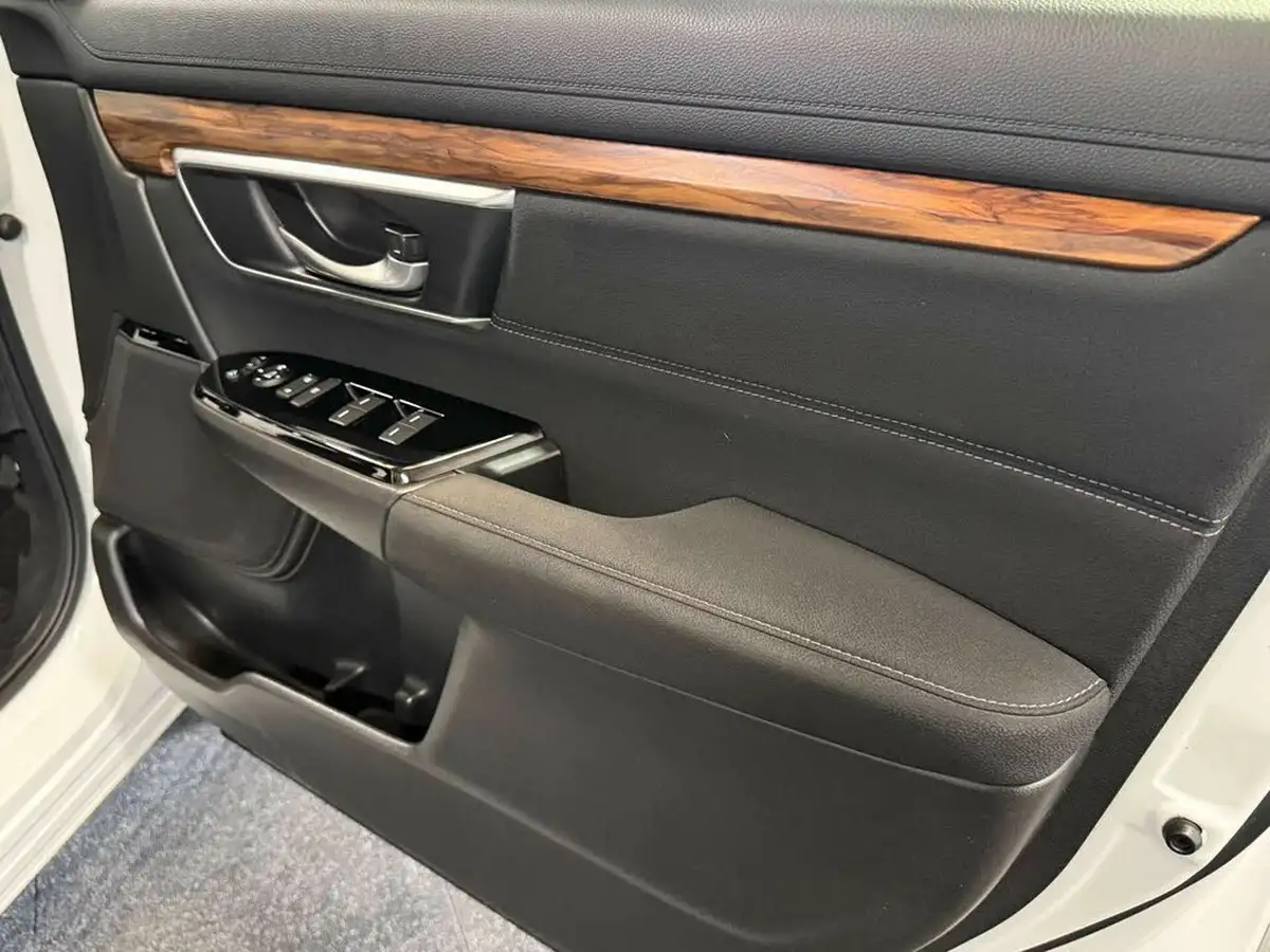2019-honda-cr-v-20-i-mmd-se-4wd-big-15