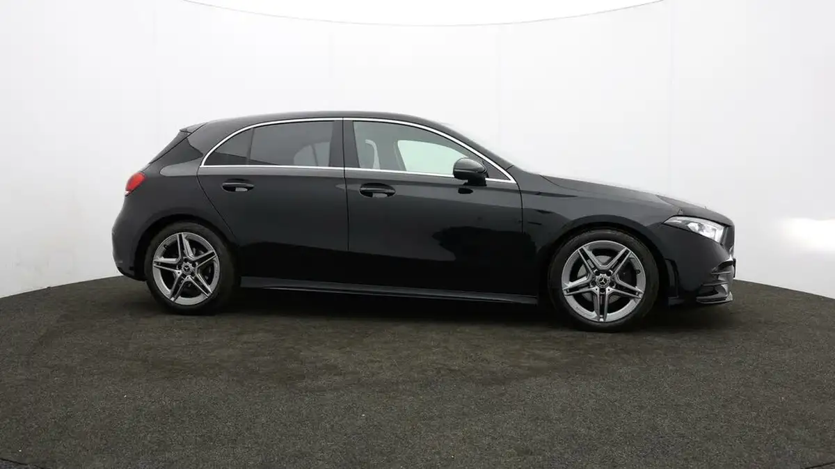 2020-mercedes-benz-a-class-13-a180-amg-line-executive-hatchback-5d-7g-dct-big-33