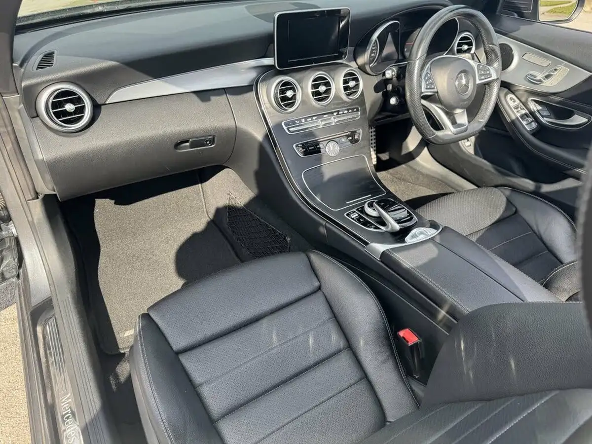 2017-mercedes-benz-c-class-21d-c250d-amg-line-ss-cabriolet-2d-9g-tronic-plus-big-17