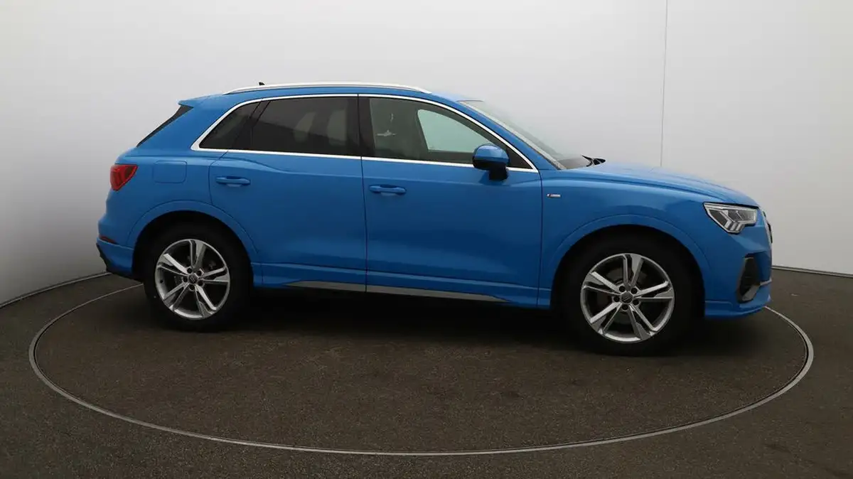 2019-audi-q3-20-40-tfsi-s-line-big-40