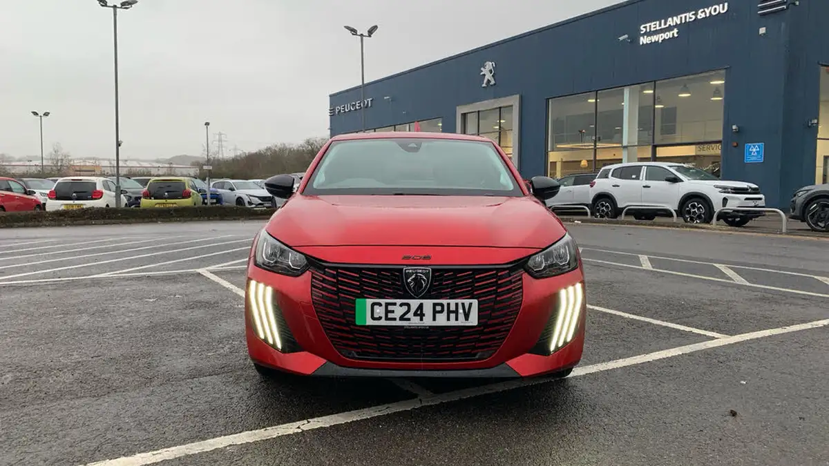 2024-peugeot-208-e-e-style-big-7