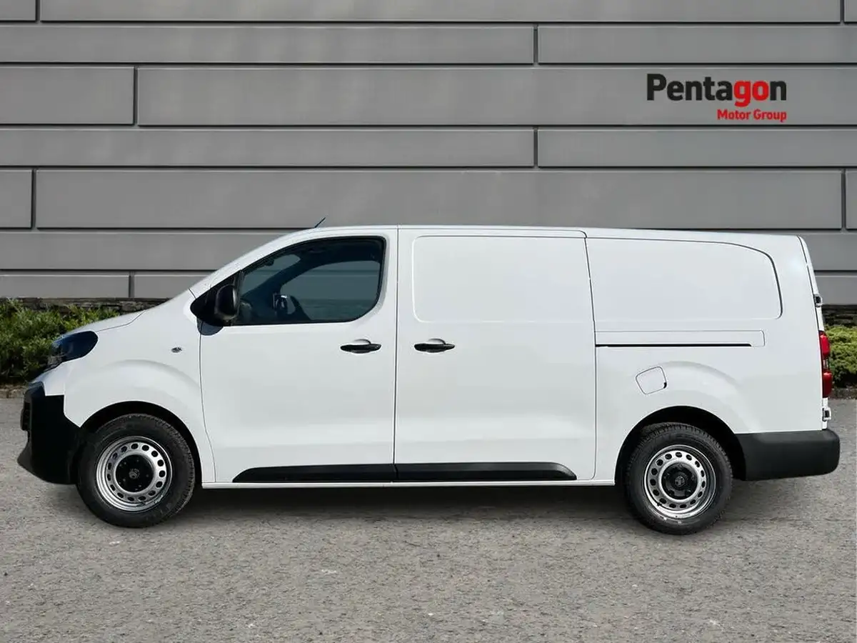 2025-vauxhall-vivaro-15td-xl-prime-big-11