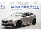 2017-volvo-v40-15-t3-cross-country-small-1