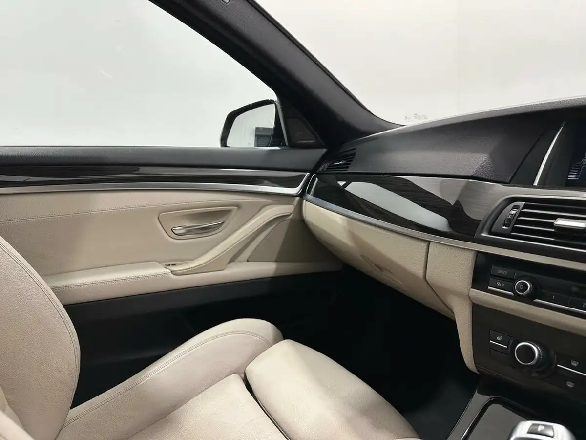 2015-bmw-5-series-20td-520d-m-sport-190bhp-saloon-4d-auto-big-25