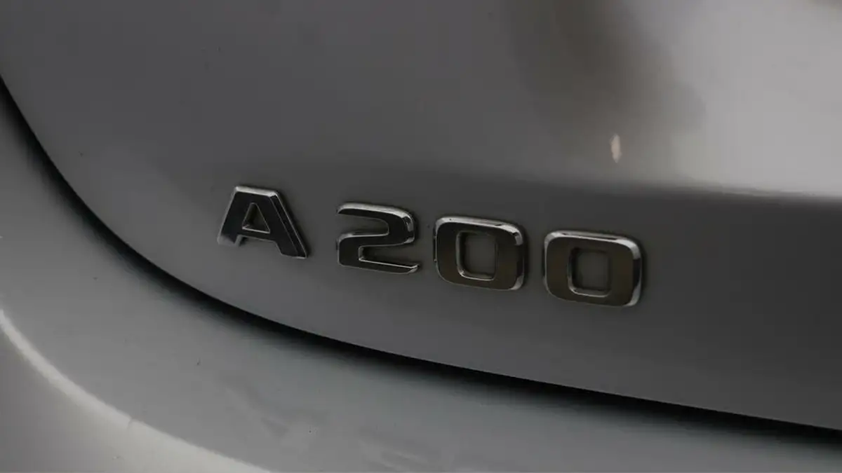 2020-mercedes-benz-a-class-13-a200-amg-line-premium-hatchback-5d-7g-dct-big-19