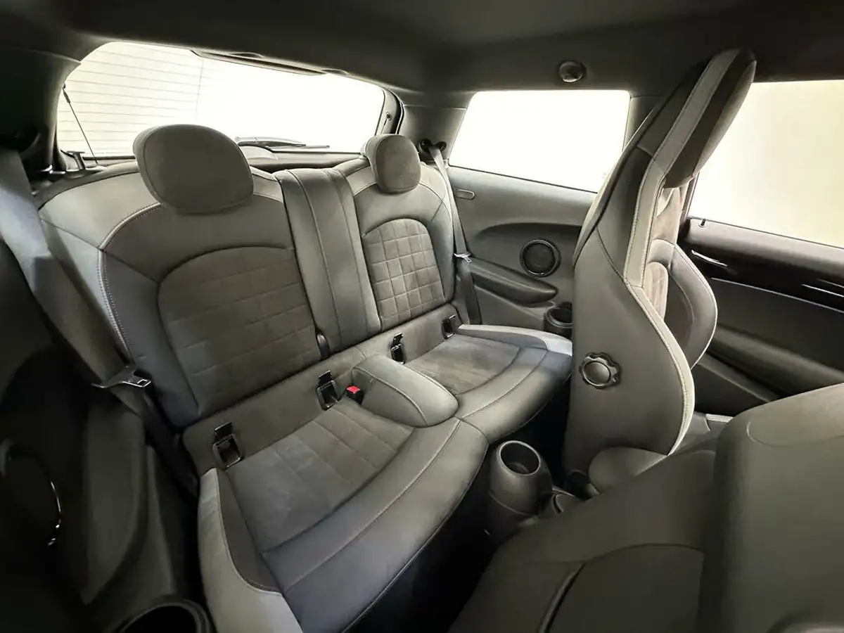 2022-mini-cooper-20-cooper-s-sport-premium-hatchback-3d-auto-big-17