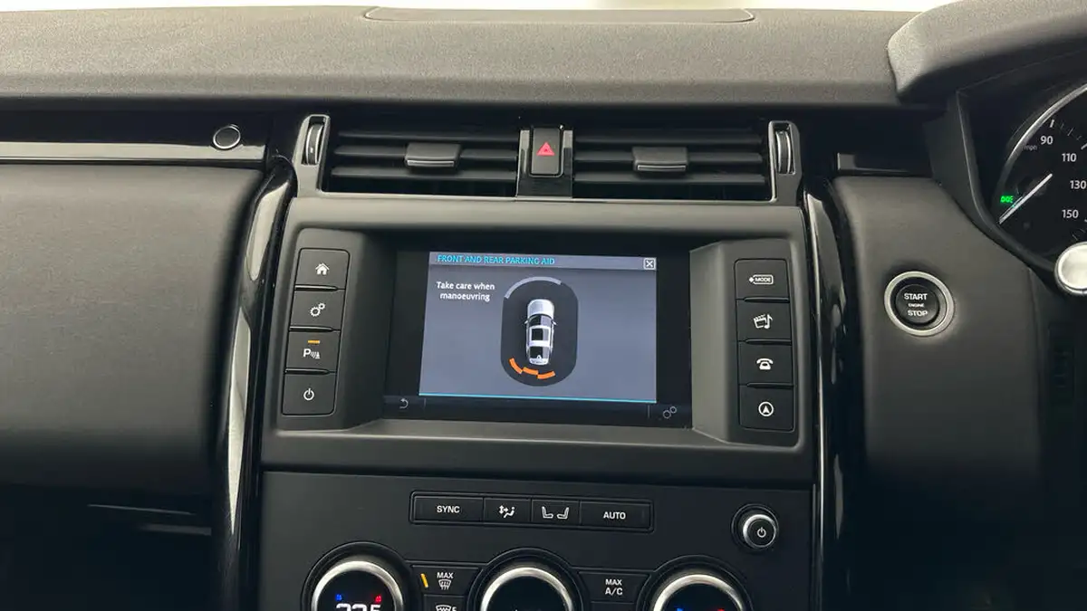 2017-land-rover-discovery-30td6-se-259ps-awd-station-wagon-5d-auto-big-24