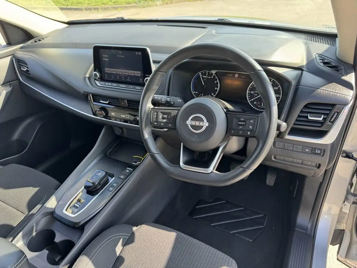2022-nissan-qashqai-15-acenta-premium-big-9