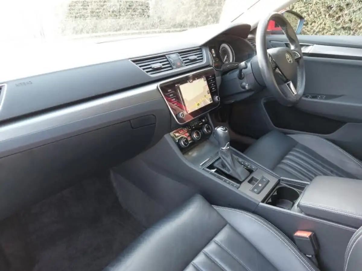 2020-skoda-superb-14-tsi-se-l-hatchback-big-4