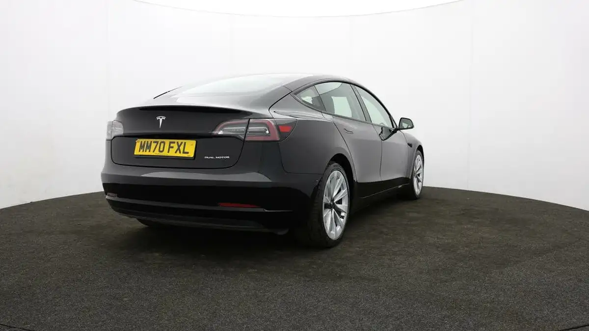 2021-tesla-model-3-e-long-range-4x4-big-76