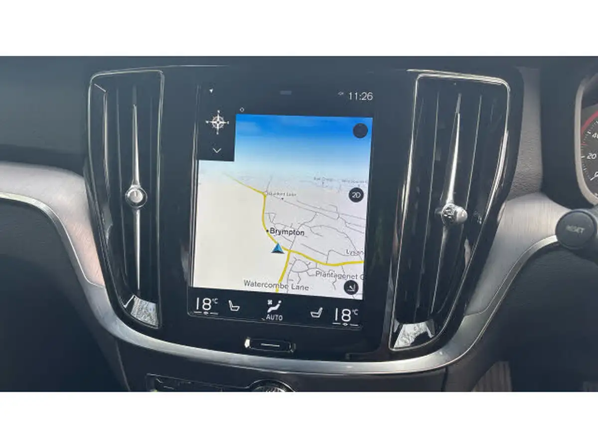 2020-volvo-v60-20-t4-momentum-plus-big-29