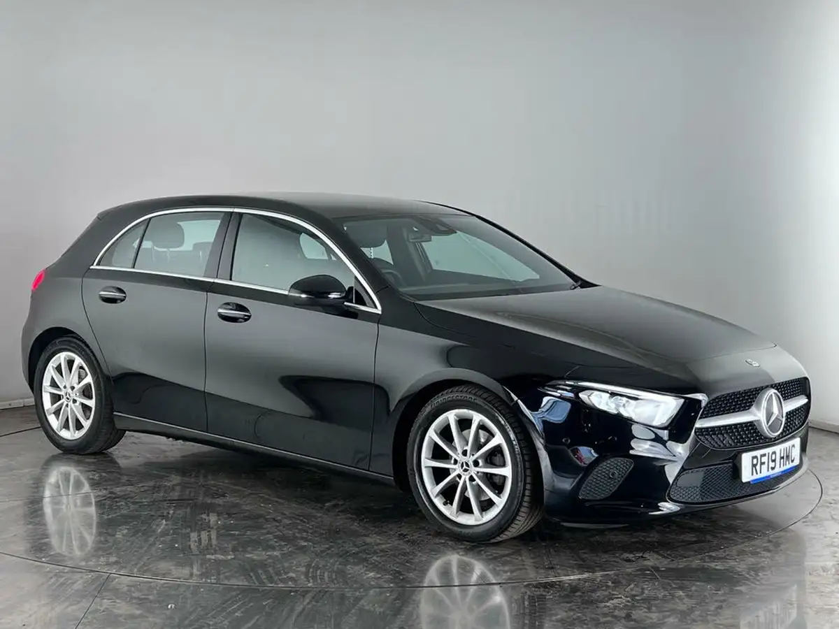2019-mercedes-benz-a-class-15d-a180d-sport-premium-hatchback-5d-7g-dct-big-0