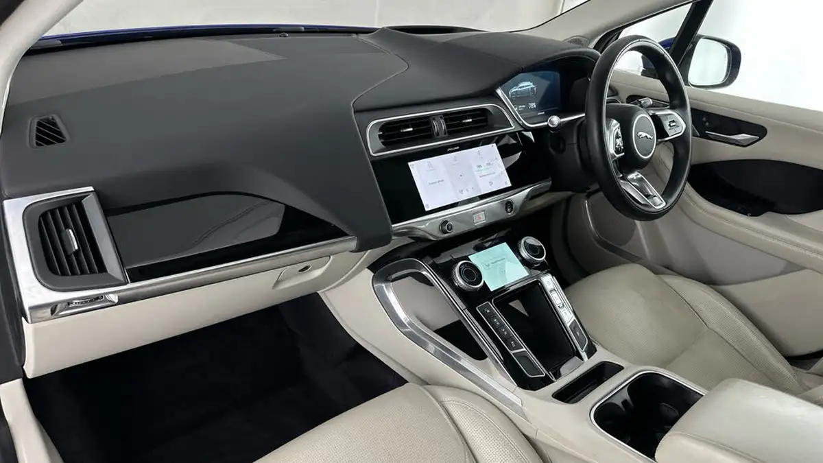 2021-jaguar-i-pace-ev400-hse-big-9