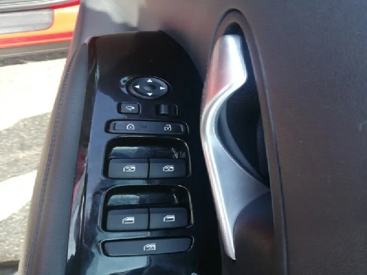 2022-hyundai-tucson-16-t-gdi-se-connect-150ps-big-9