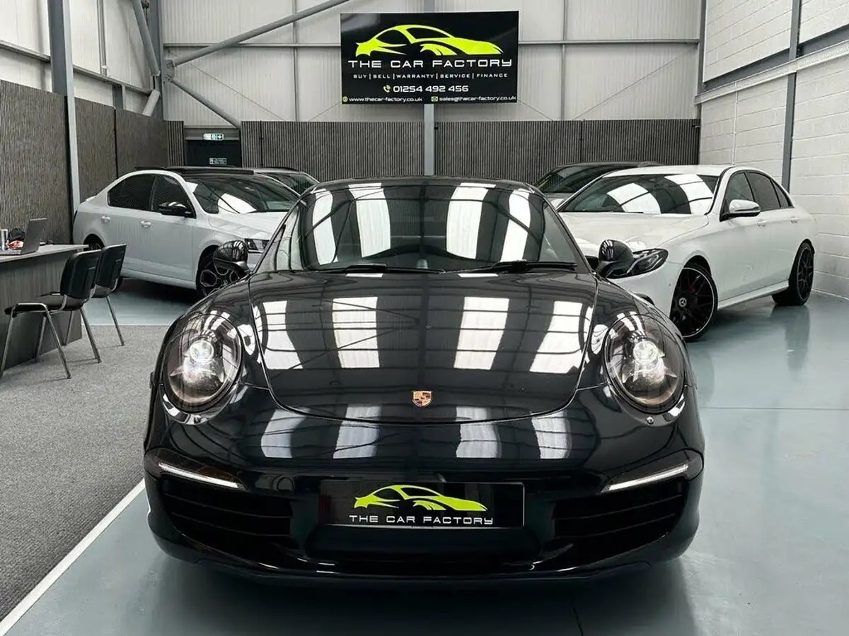 2014-porsche-911-34-carrera-coupe-pdk-big-5