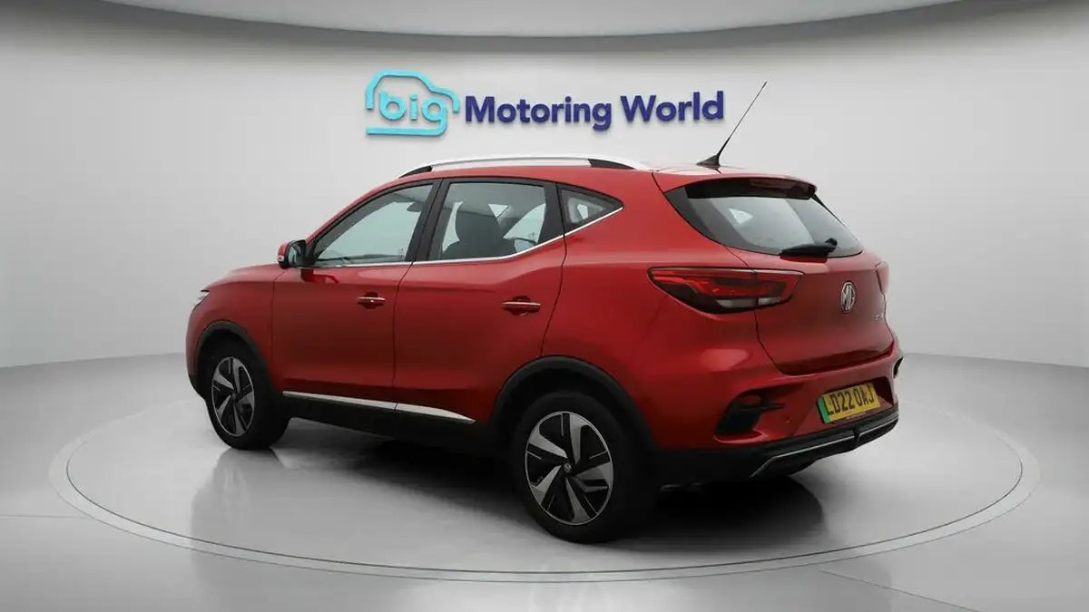 2022-mg-zs-suv-e-trophy-ev-176ps-big-5