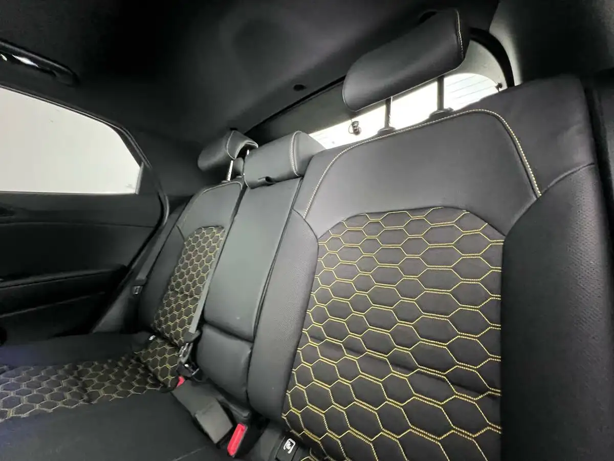 2020-kia-xceed-14-t-gdi-first-edition-dct-big-14