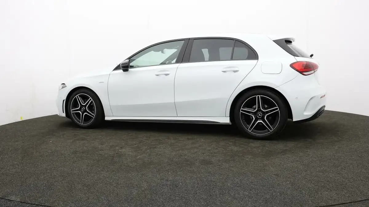 2022-mercedes-benz-a-class-13-a180-amg-line-executive-edition-hatchback-5d-7g-dct-big-65