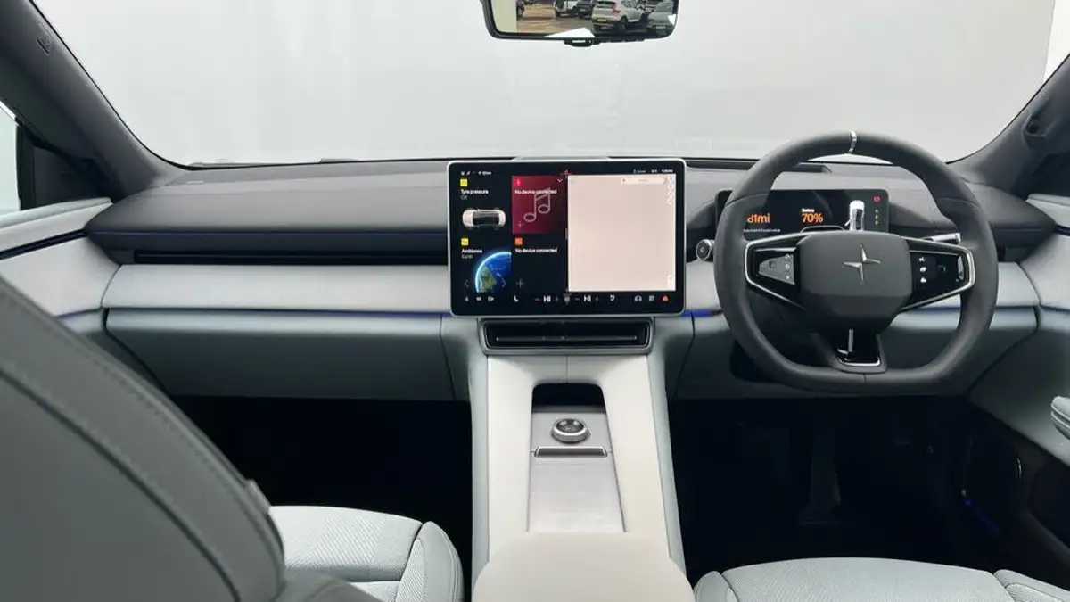 2024-polestar-polestar-4-e-ps4-400kw-dual-big-10