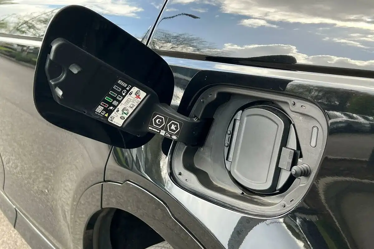 2024-land-rover-discovery-sport-15-p300e-dynamic-se-big-19