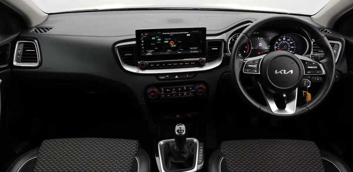 2022-kia-ceed-15-t-gdi-3-sportswagon-big-13