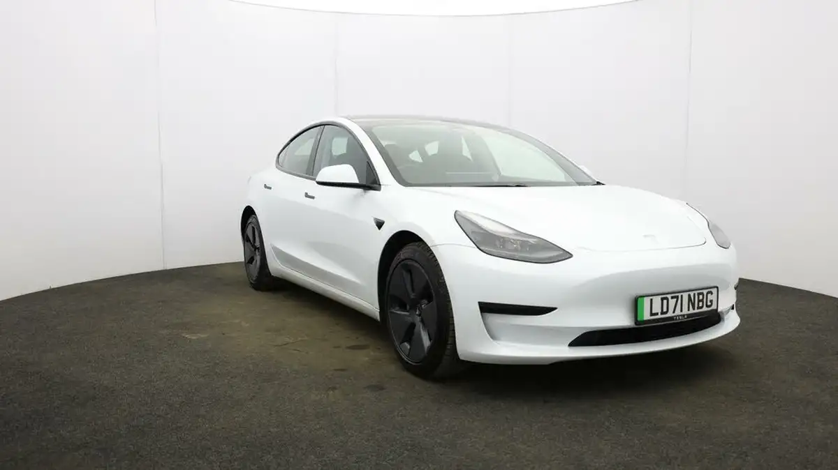 2021-tesla-model-3-e-standard-plus-big-38