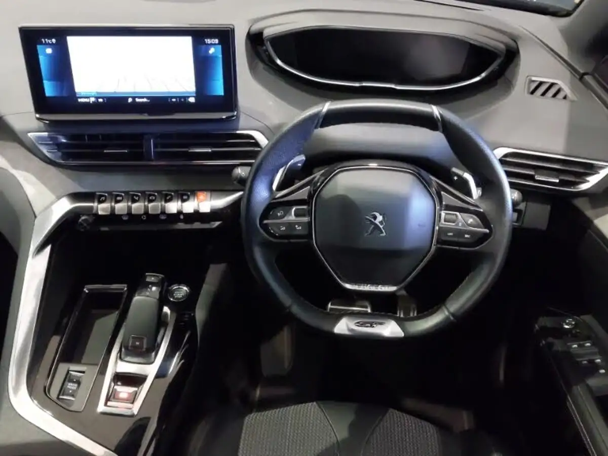 2022-peugeot-3008-suv-12-puretech-gt-eat8-big-6