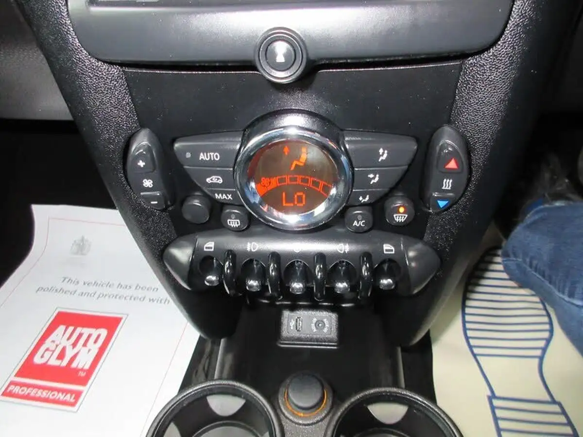 2013-mini-coupe-16-cooper-big-8
