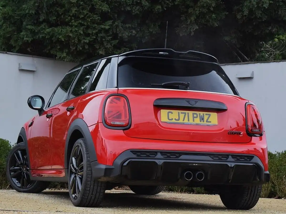 2021-mini-cooper-20-cooper-s-sport-hatchback-5d-big-5