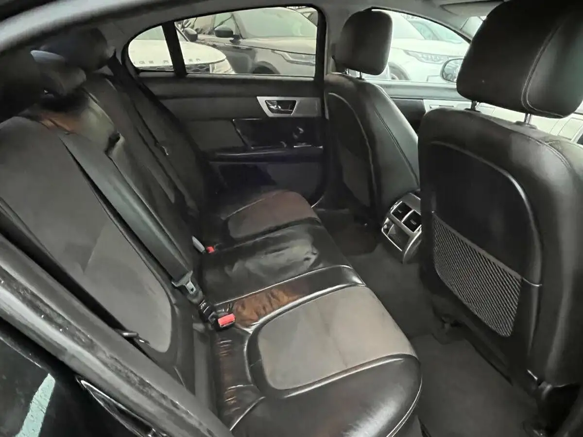 2012-jaguar-xf-22td-sport-190ps-le-saloon-4d-auto-big-10