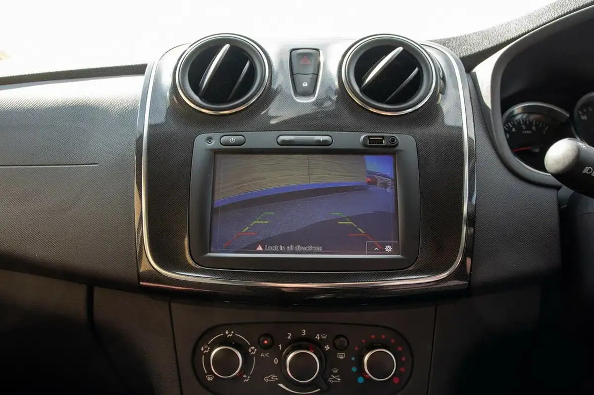 2019-dacia-sandero-09-tce-comfort-ss-big-26